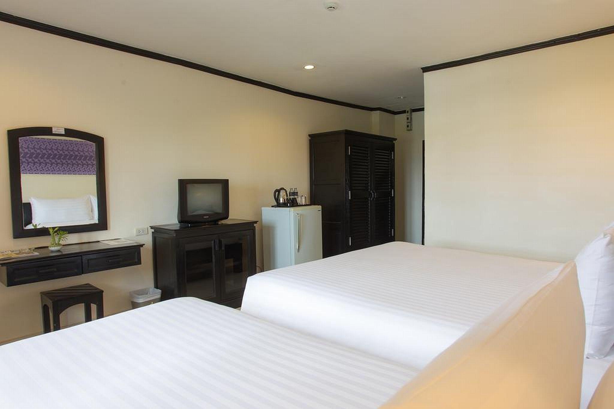 Hotel Golden Tulip Essential Pattaya Extérieur photo
