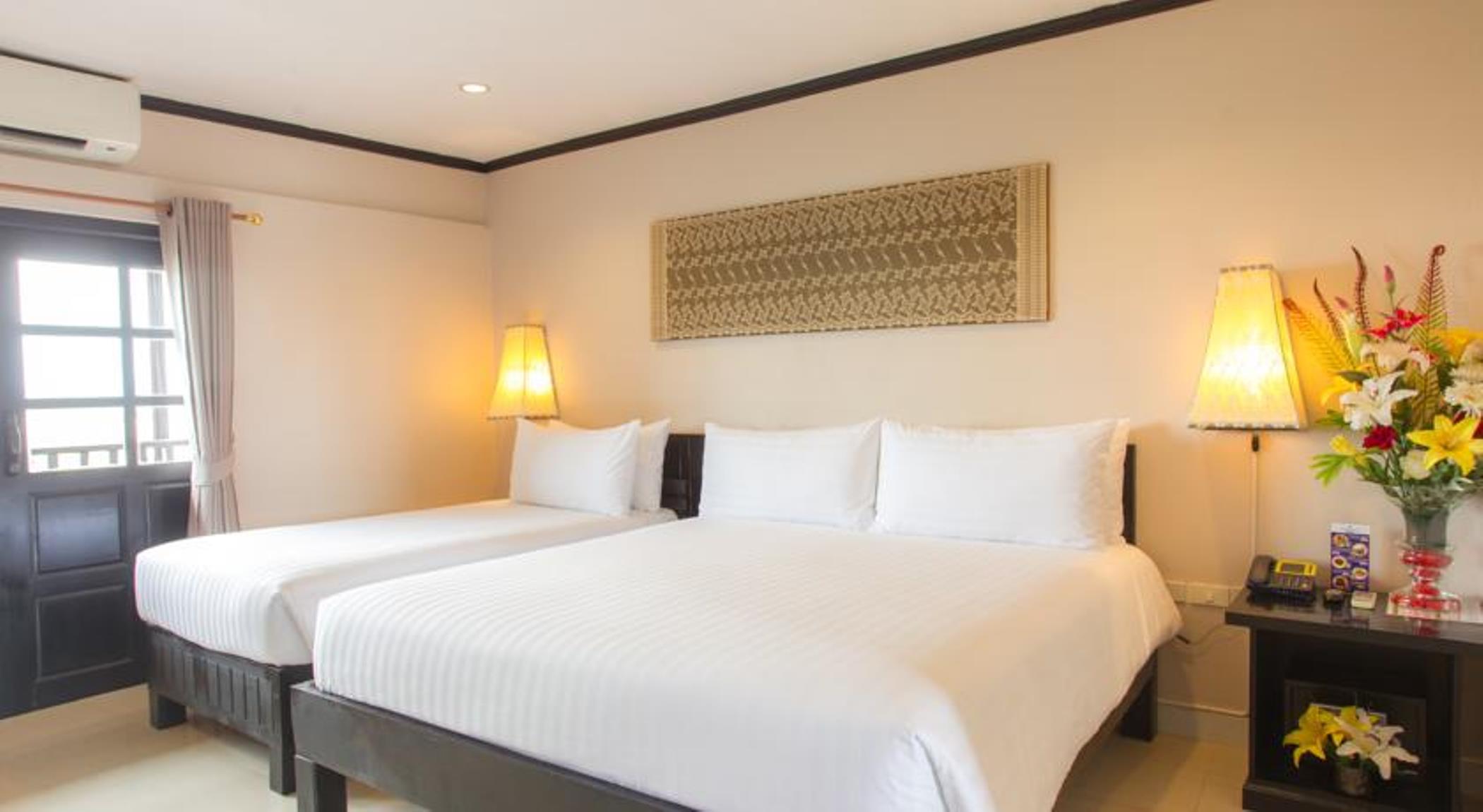 Hotel Golden Tulip Essential Pattaya Extérieur photo