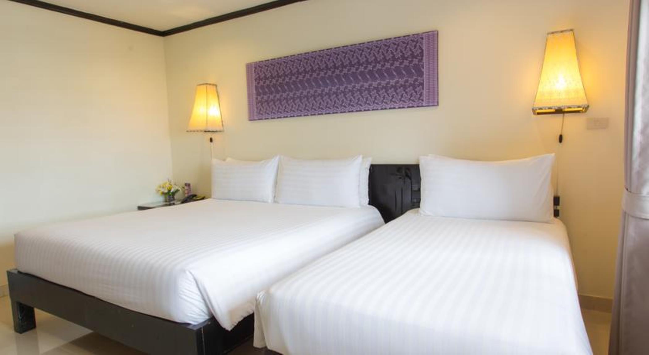 Hotel Golden Tulip Essential Pattaya Extérieur photo