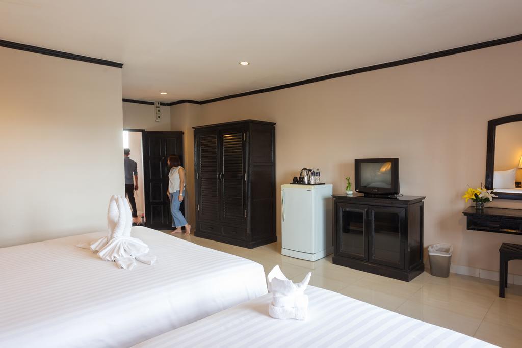 Hotel Golden Tulip Essential Pattaya Extérieur photo